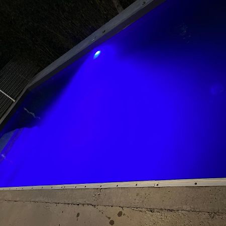 Villa Climatise Avec Piscine Et Jacuzzi Carpentras Esterno foto