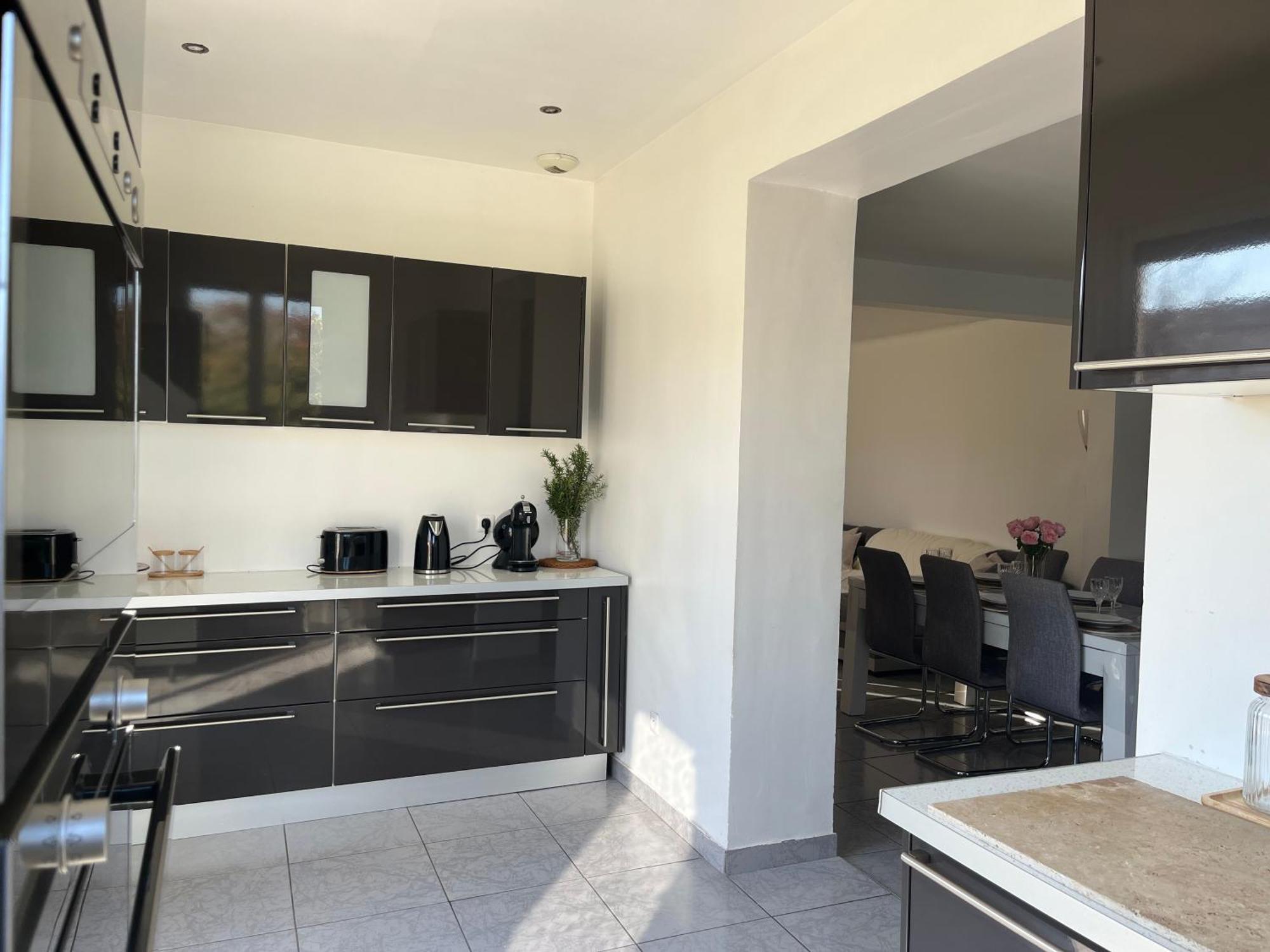 Villa Climatise Avec Piscine Et Jacuzzi Carpentras Esterno foto